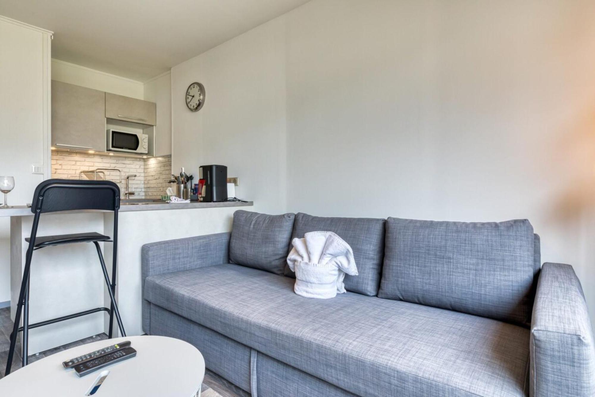 Olivia Studio Avec Place De Parking Rouen Buitenkant foto